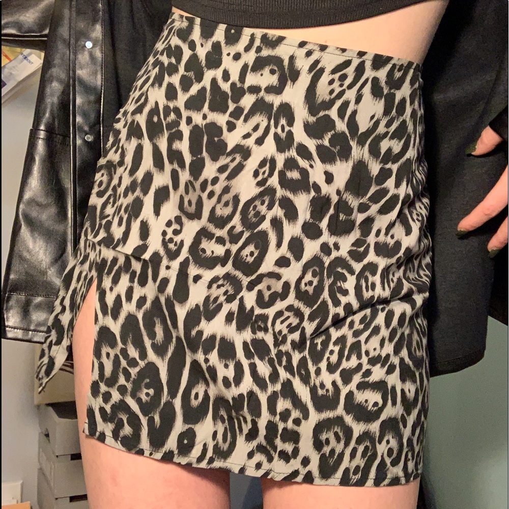 Motel Sheny Skirt Grey Leopard Skirt